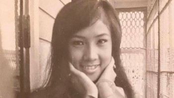 Bài báo Nấu bánh đêm xuân trên Tuổi Trẻ khiến nghệ sĩ Lệ Thủy xúc động