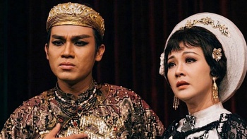 Cứ diễn Tiếng trống Mê Linh lại bị 'hạch tội', chuyện gì đang xảy ra?