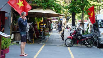 Vỉa hè Đà Nẵng trước giờ siết lệnh cấm buôn bán