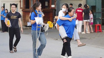 Trung ương Đoàn tặng bằng khen cho Đoàn Trường ĐH Vinh vì dấu ấn tình nguyện