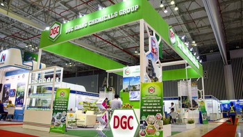 Hóa chất Đức Giang bất ngờ xanh sau 2 phiên, nhà đầu tư có nên bắt đáy?