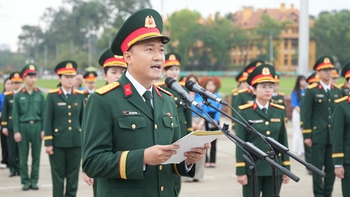 Tuổi trẻ Trung tâm Phát thanh - Truyền hình quân đội báo công dâng Bác