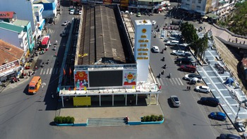 Rạp Hòa Bình Đà Lạt và nhiều biệt thự công đang bị hư hại