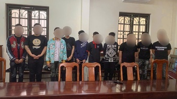 Khởi tố 11 thanh thiếu niên gây rối trật tự công cộng