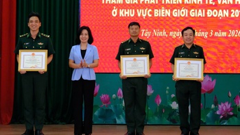 Biên phòng Tây Ninh xóa mù chữ, nuôi ăn học gần 3.000 học sinh biên giới
