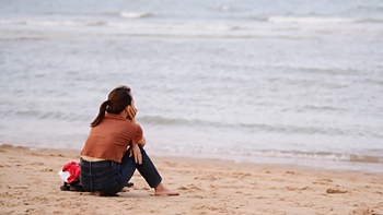 Nghịch lý ngày càng phổ biến: Cô đơn trong hôn nhân