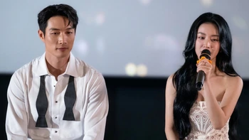 Jun Vũ phản hồi tin 'phim giả tình thật' với Khoai Vũ