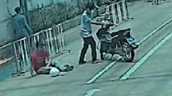 Thanh niên gục ngã vì rớt vòng thi thử thực hành bằng lái xe A1