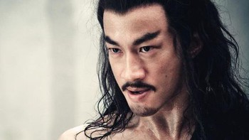 Hà Nhuận Đông tăng hơn 1 triệu người theo dõi nhờ Hán Sở truyền kỳ hay Trương Lăng Hách?