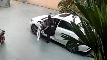 Video hài nhất tuần qua: Cô gái loay hoay mãi khi lái ô tô ra cổng