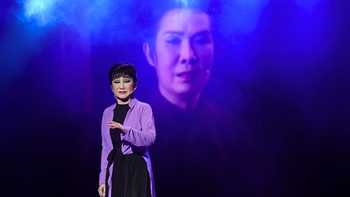 Khán giả nghẹn ngào xem Thanh Thanh Tâm diễn Hòn vọng phu cùng Vũ Linh