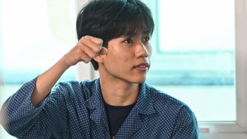 Mở tài khoản bằng định danh giả mạo; Học giỏi, đẹp trai còn biết cứu người... được bạn đọc quan tâm