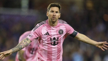 Messi tạo khoảnh khắc 'gây bão' sau trận thắng Orlando City