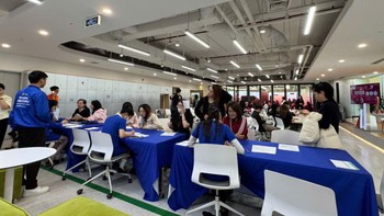 Long Châu và AIA Việt Nam tổ chức chuỗi hội thảo về phòng bệnh bằng vaccine