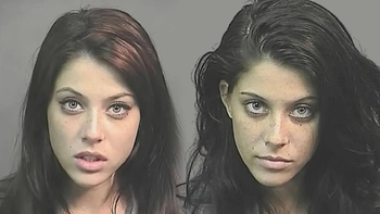 Cô gái Mỹ nổi tiếng vì ảnh hồ sơ tội phạm quá đẹp