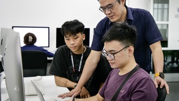 Không gian hiếm hoi nơi tấn công mạng được hoan nghênh