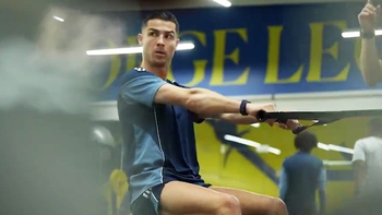 Ronaldo vẫn ở Saudi Arabia giữa tin đồn rời Trung Đông