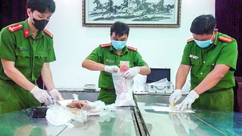 Năm 2025, TP.HCM phát hiện nhiều vụ ma túy qua chuyển phát nhanh