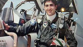 Lịch sử thăng trầm của Iran hiện đại - Kỳ 6: Thái tử lưu vong và thế cờ mới ở Iran