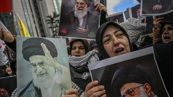 Tân lãnh tụ tối cao ở Iran được chọn thế nào và nắm quyền lực ra sao?