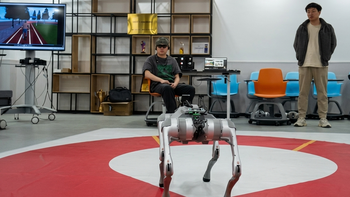 Điều khiển chó robot chỉ bằng suy nghĩ, viễn tưởng nay thành hiện thực