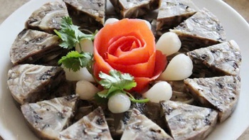 Ăn gì bổ nấy, vậy ăn bì heo có đẹp da không?