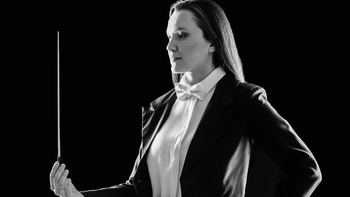 Nhạc trưởng Hungary chỉ huy Dàn nhạc Trẻ mừng 70 năm thành lập Nhạc viện TP.HCM