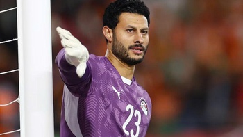 Thủ môn El Shenawy bị cấm 4 trận vì ‘tác động vật lý’ trọng tài