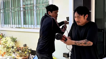 Anh em nhà mình khôn