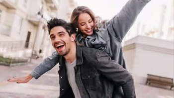 7 điều nhỏ khiến mối quan hệ hạnh phúc hơn cả tiền bạc