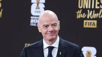 FIFA phản ứng giá tàu 'trên trời' ở World Cup 2026