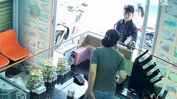 Mua cháo 20k chuyển nhầm thành 20 triệu đồng mà khách vẫn tỉnh bơ