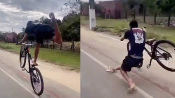 Chàng trai làm xiếc với xe đạp bị gà quật ngã