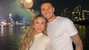 Hoàng Hên nhận 'món quà' bất ngờ từ bạn gái sau chiến thắng cùng ĐT Việt Nam