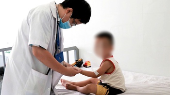 Số ca mắc tay chân miệng tại Khánh Hòa tăng gấp 4 lần, bước vào chu kỳ bùng phát