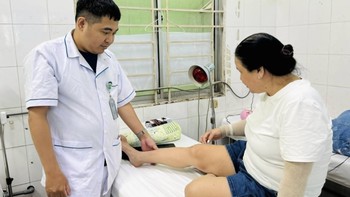 Trạm y tế 'hút' bệnh nhân nhờ y học cổ truyền