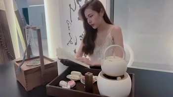 Thủy Tiên: 'Nửa đời còn lại tôi muốn buông bỏ, làm người đơn giản'