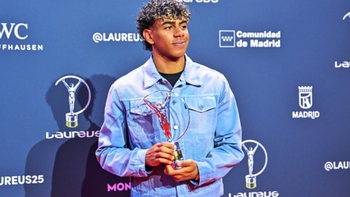 Lamine Yamal vừa nhận giải lớn, vừa thú nhận… 'vẫn có thể sai'