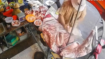 Chủ sạp thịt heo cao tay trước 'nữ quái' trộm thịt