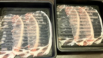 Quán buffet lẩu Nhật gây sốt vì thịt heo… mỏng 'xuyên thấu'