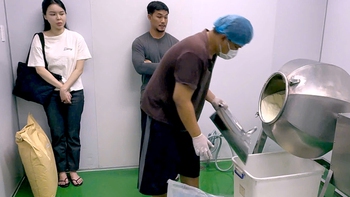 Bắt hai vợ chồng sản xuất thực phẩm chức năng giảm cân Emo's chứa chất cấm