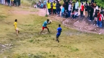 Pha câu giờ thô thiển nhất quả đất