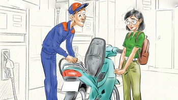 Cô gái e thẹn với xăng E10