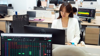 Ngưỡng 1.700 điểm tiếp tục 'cản bước' VN-Index