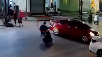 Pha tránh ô tô cực mượt và cái kết đi vào lòng đất