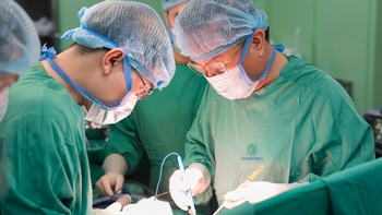 Sụt cân nhưng bụng phình to, người phụ nữ phát hiện khối u tái phát dính nhiều nội tạng
