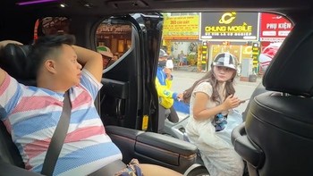 Bị bạn thân troll, chàng trai quê một cục với người đẹp đi đường