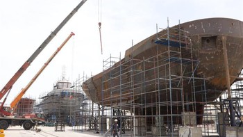 Ai Cập sản xuất xe buýt điện đường sông, sức chứa 60 người