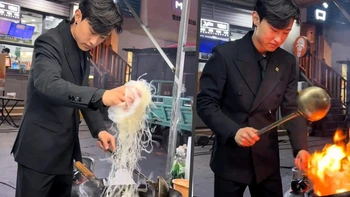 'Nam thần chiên cơm' kiếm gần 200 triệu/tháng
