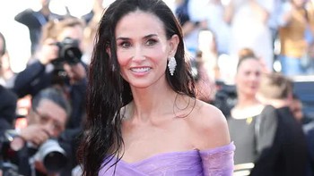 Ngoại hình Demi Moore gây bàn tán dù mặc đẹp nhất Liên hoan phim Cannes